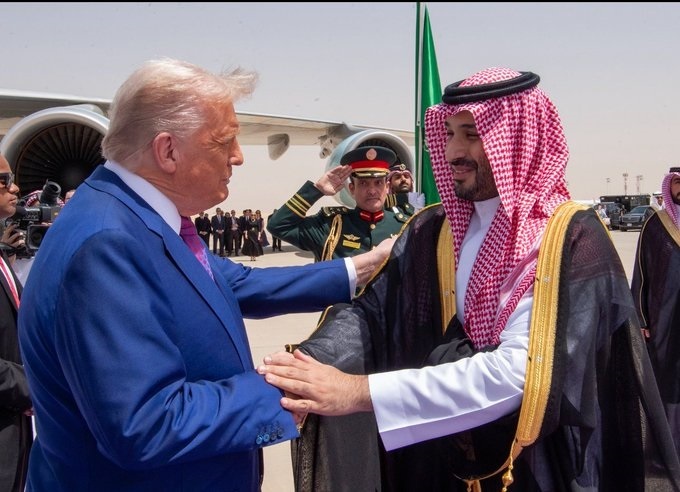 دونالد ترامپ: «عربها تشنه محبت بودند و من به آنها دادم!» + ویدیو