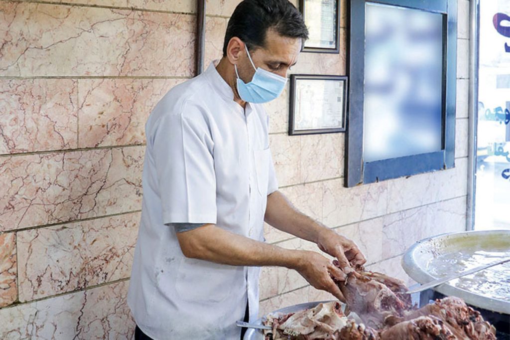 صحنه باورنکردنی سرقت کلهپاچه از کله پزی در نیمهشب! + ویدیو