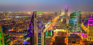 تصمیم عربستان به رفع ممنوعیت مشروبات الکلی از سال آینده در مکان‌های توریستی