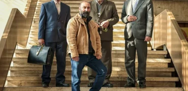 انتشار اولین تصویر از فیلم سینمایی «آقای زالو» با بازی مهران مدیری و هادی کاظمی
