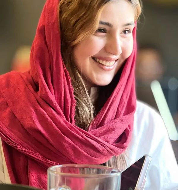 زهرا مددی