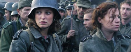 ۱۰ فیلم دیدنی در مورد زندگی در دوران جنگ؛ از Testament of Youth تا Downfall