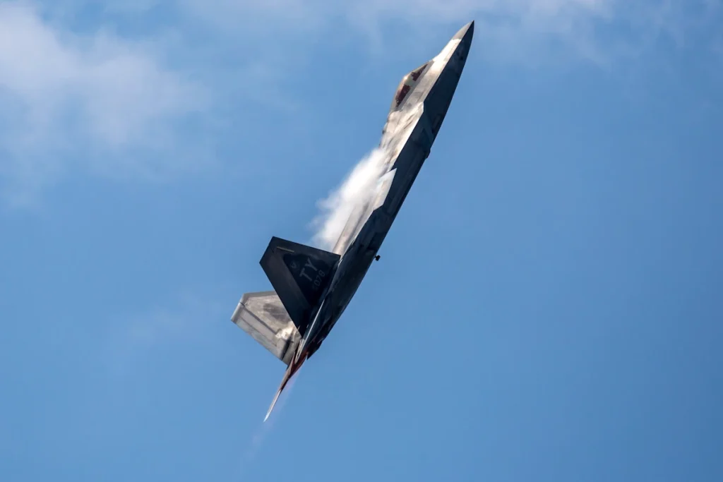 ۱۰ جت جنگنده بسیار چابک با بالاترین مانورپذیری؛ از Su-57 Felon تا KF-21 Boramae
