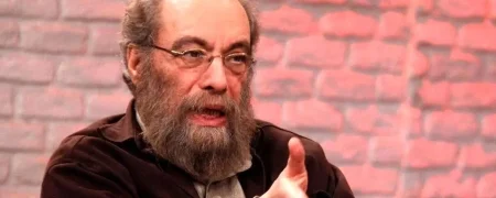 انتقاد تند مسعود فراستی از برنامه «عشق ابدی» + ویدیو