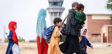 پایان اقامت اتباع با پرداخت پول؛ دولت دیگر پناهنده جدید نمی‌پذیرد