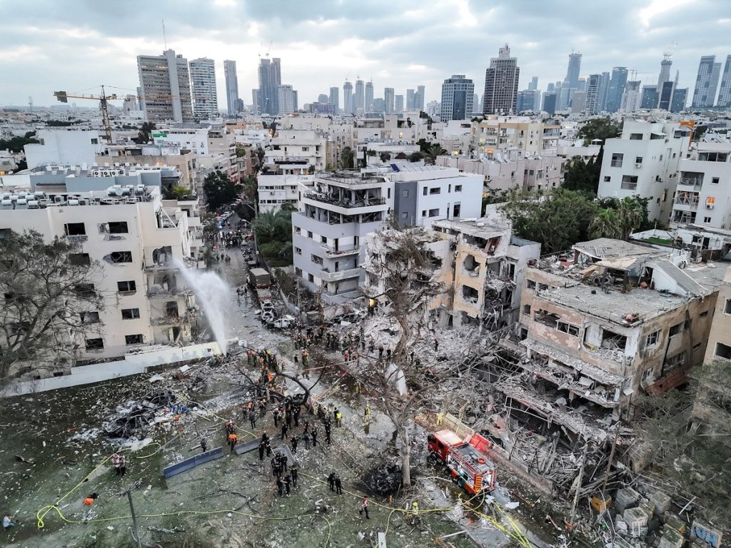 خرابی ها در اسرائیل پس از حمله موشکی ایران