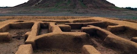 ماجرای تخریب محوطه تاریخی ۵,۰۰۰ ساله کُنار صندل جیرفت برای ساخت ورزشگاه چیست؟