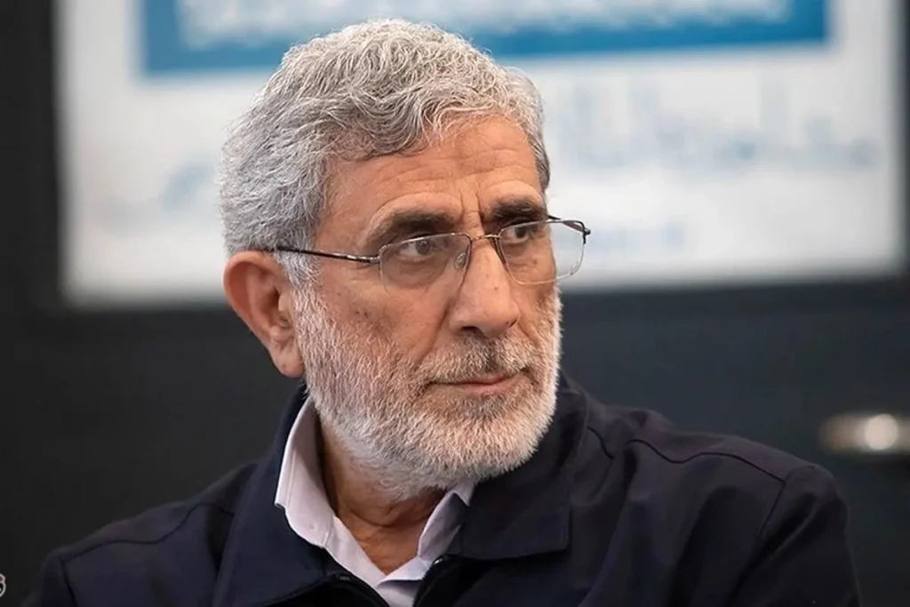 اولین تصویر از سردار اسماعیل قاآنی در تجمع میدان انقلاب پس از آتشبس + ویدیو