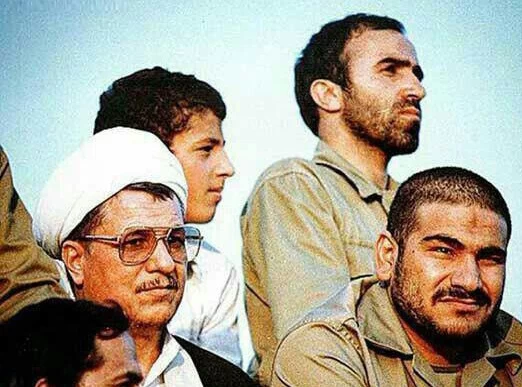 علی شمخانی در کنار هاشمی رفسنجانی