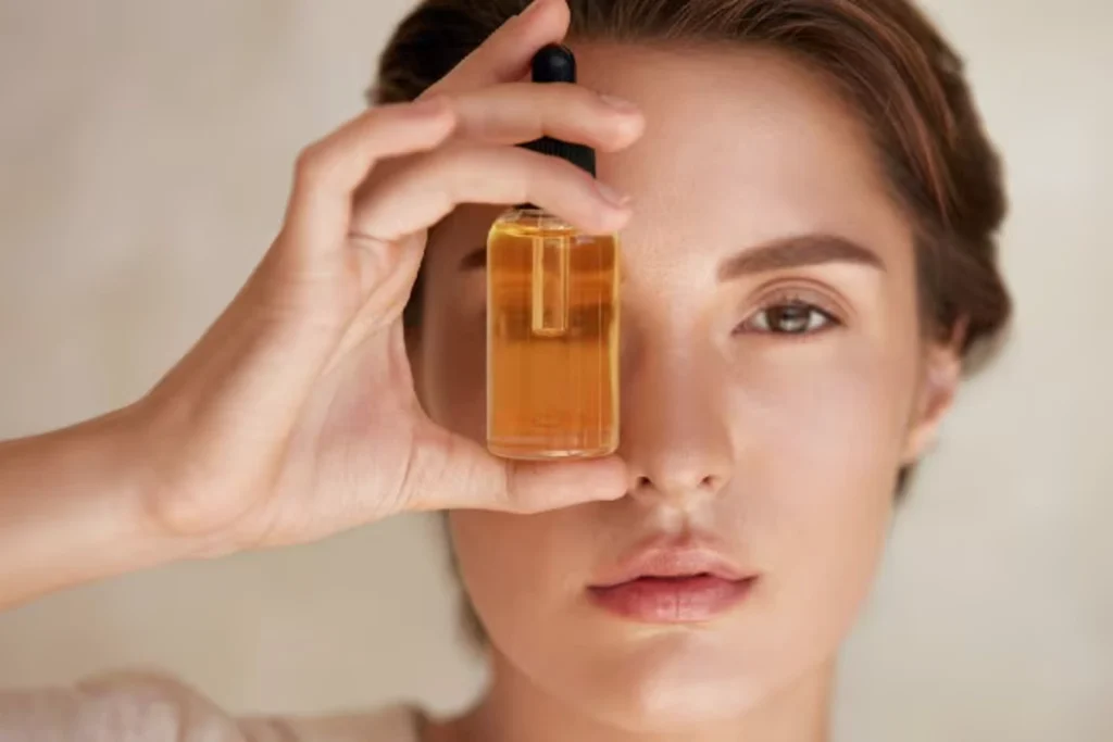 چطور از ویتامین C بهدرستی استفاده کنیم تا پوستی شفاف داشته باشیم؟