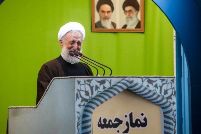 صدیقی پشت تریبون نماز جمعه