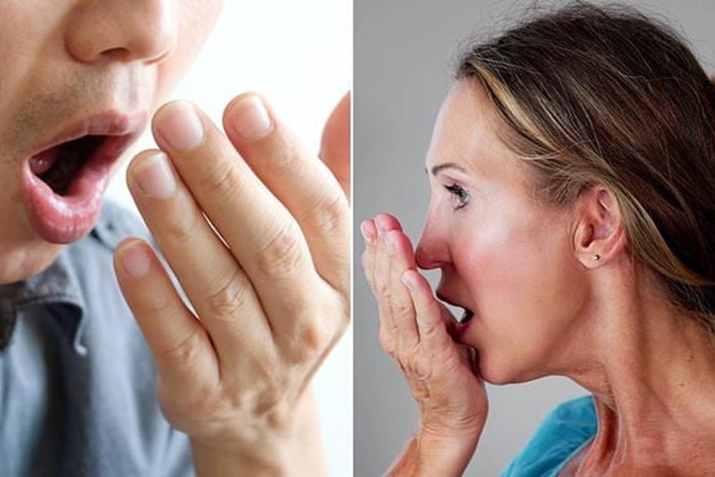 بوی دهان درباره سلامت بدن ما چه میگوید؟ از بوی استون تا بوی تخممرغ فاسد!