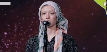 شعار «مرگ بر آمریکا» و «مرگ بر اسرائیل» از زبان خبرنگار آمریکایی در تهران + ویدیو