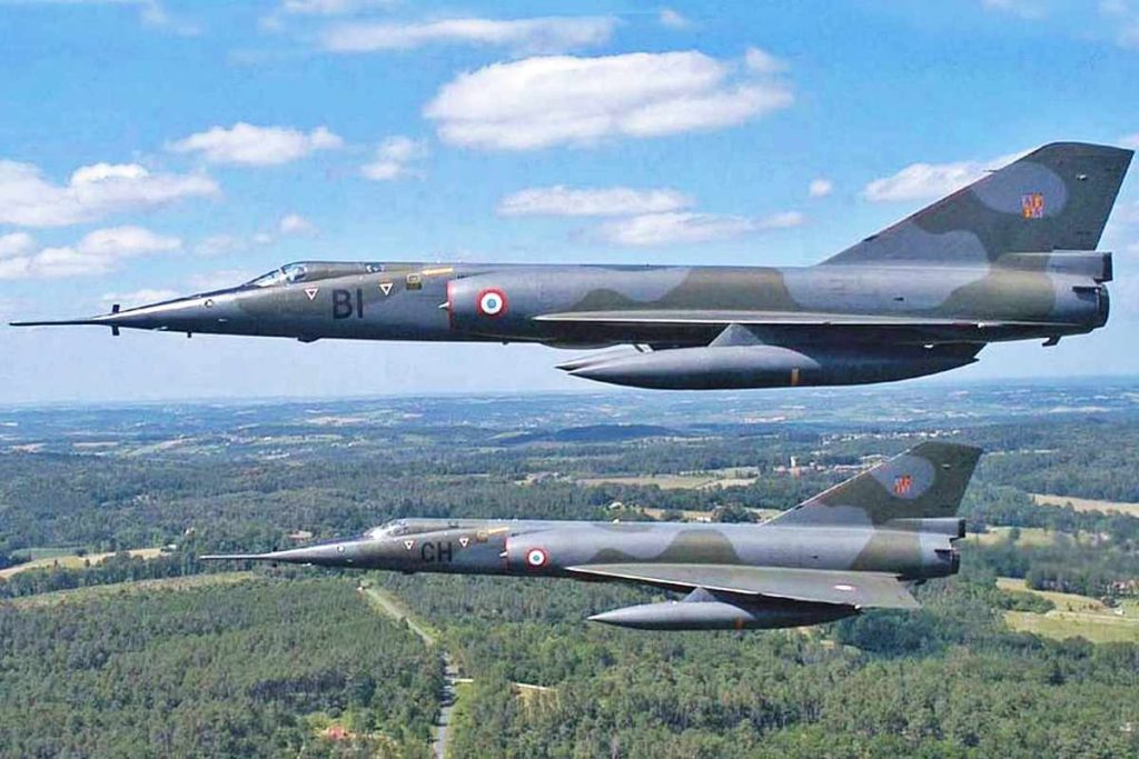 بمب افکن Dassault Mirage IV