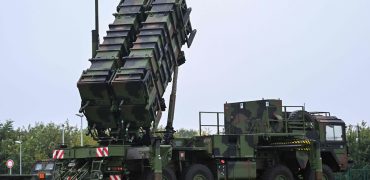 ارتش ایالات متحده چند سیستم دفاع موشکی MIM-104 Patriot در اختیار دارد؟