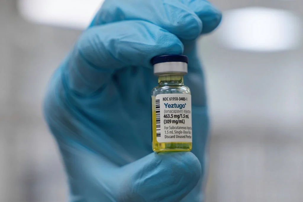 اولین داروی پیشگیری از HIV با اثربخشی ۱۰۰ درصدی توسط FDA تأیید شد