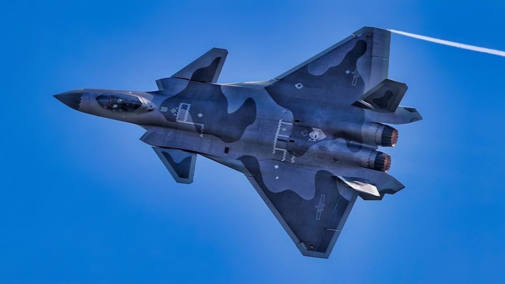 جنگنده J-20 Mighty Dragon