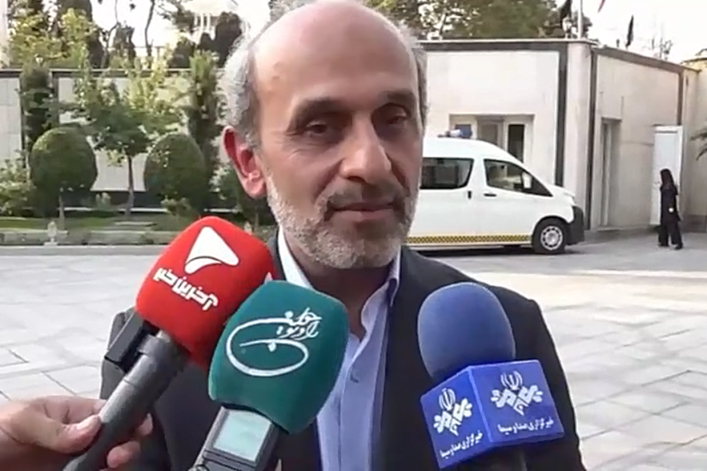 پیمان جبلی رئیس صداوسیما: «در خانه هر روز ۱۲ ساعت آب نداریم» + ویدیو