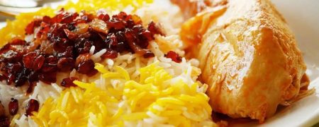 آموزش تهیه زرشک پلو مجلسی با مرغ زعفرانی + ویدیو