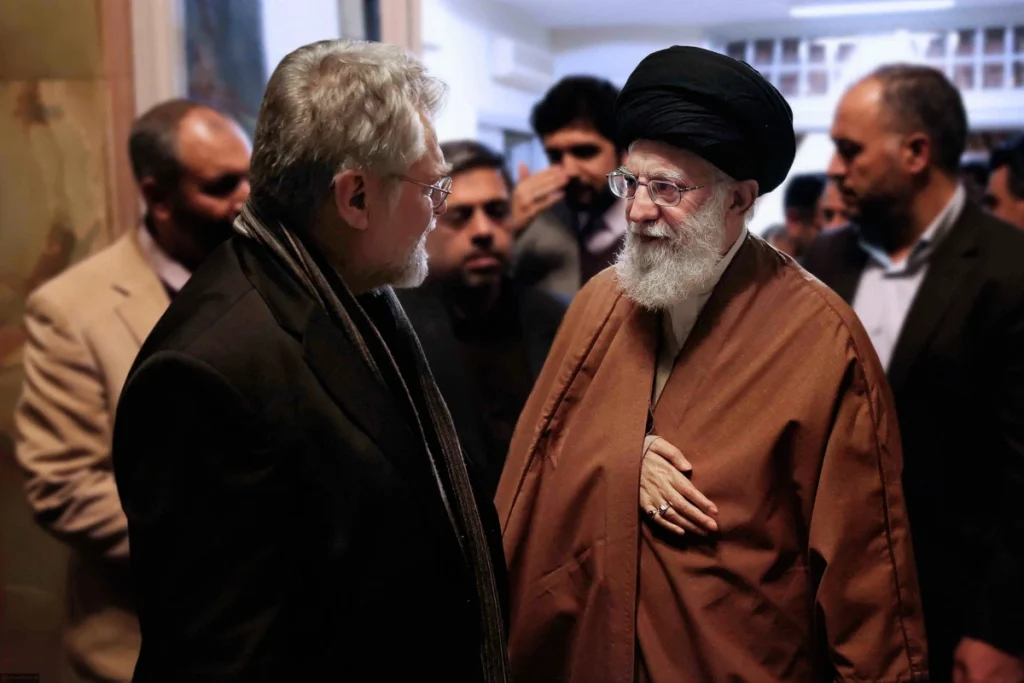 نادر طالب‌زاده و آیت‌الله خامنه‌ای