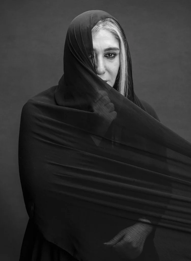 نسیم ادبی در تیاتر
