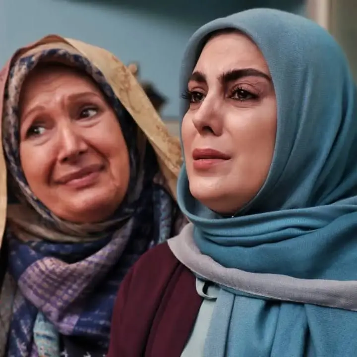 نیلوفر شهیدی