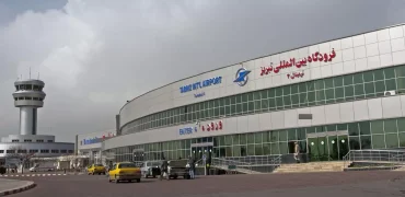ایجاد گودال‌های عمیق در باند فرودگاه شهید مدنی تبریز در پی بمباران‌های اسرائیل + ویدیو