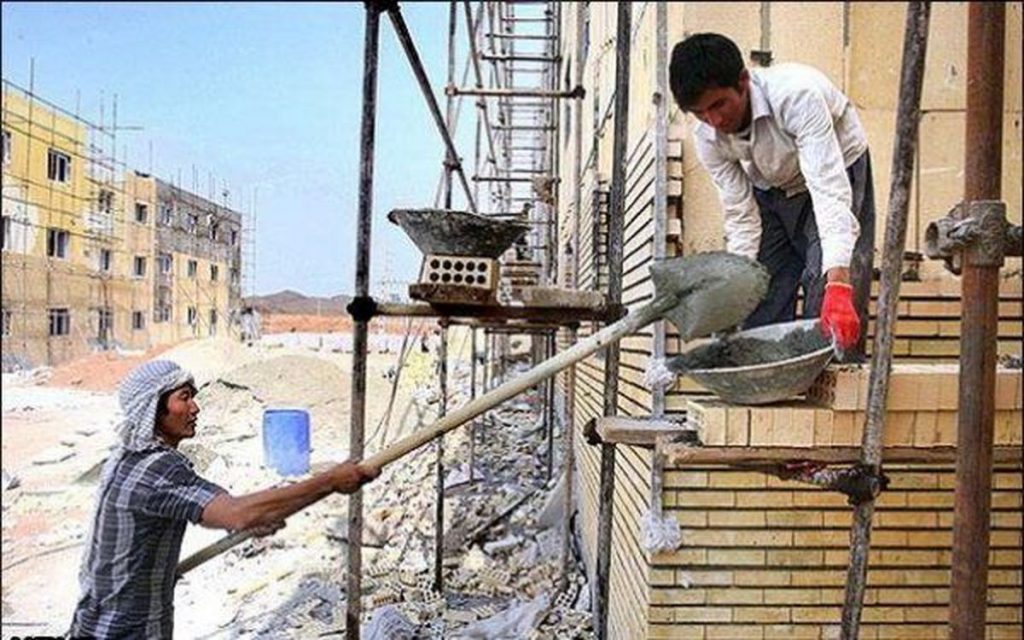 تفاوت دستمزد کارگر ایرانی و افغانی؛ چالش جدید بازار مسکن