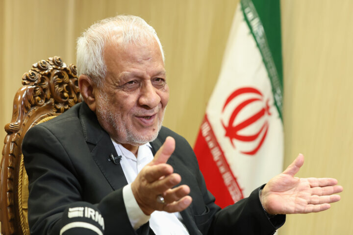 اسدالله بادامچیان: «۵ درصد آدم ناجور دنبال بی حجابی و رفع فیلترینگ‌اند»