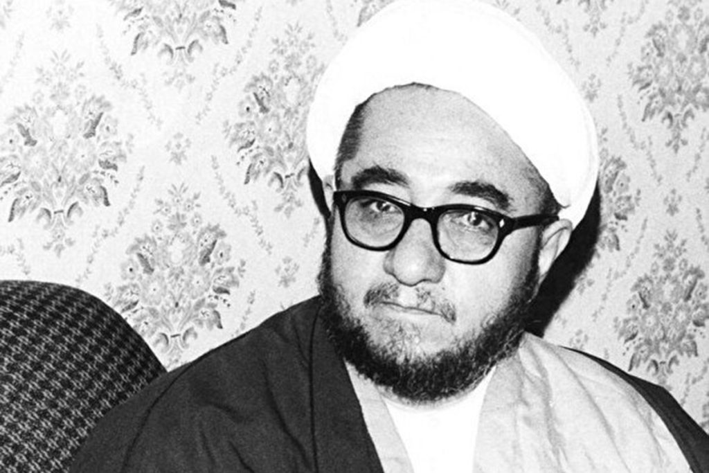 نظر صادق خلخالی در مورد فردوسی: «شاهنامه نیرنگ و دروغ مردم بدبخت ماست»
