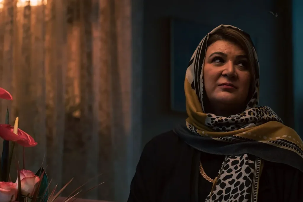 مراسم ختم مادر ریما رامینفر با حضور بازیگران سینما و تلویزیون + ویدیو