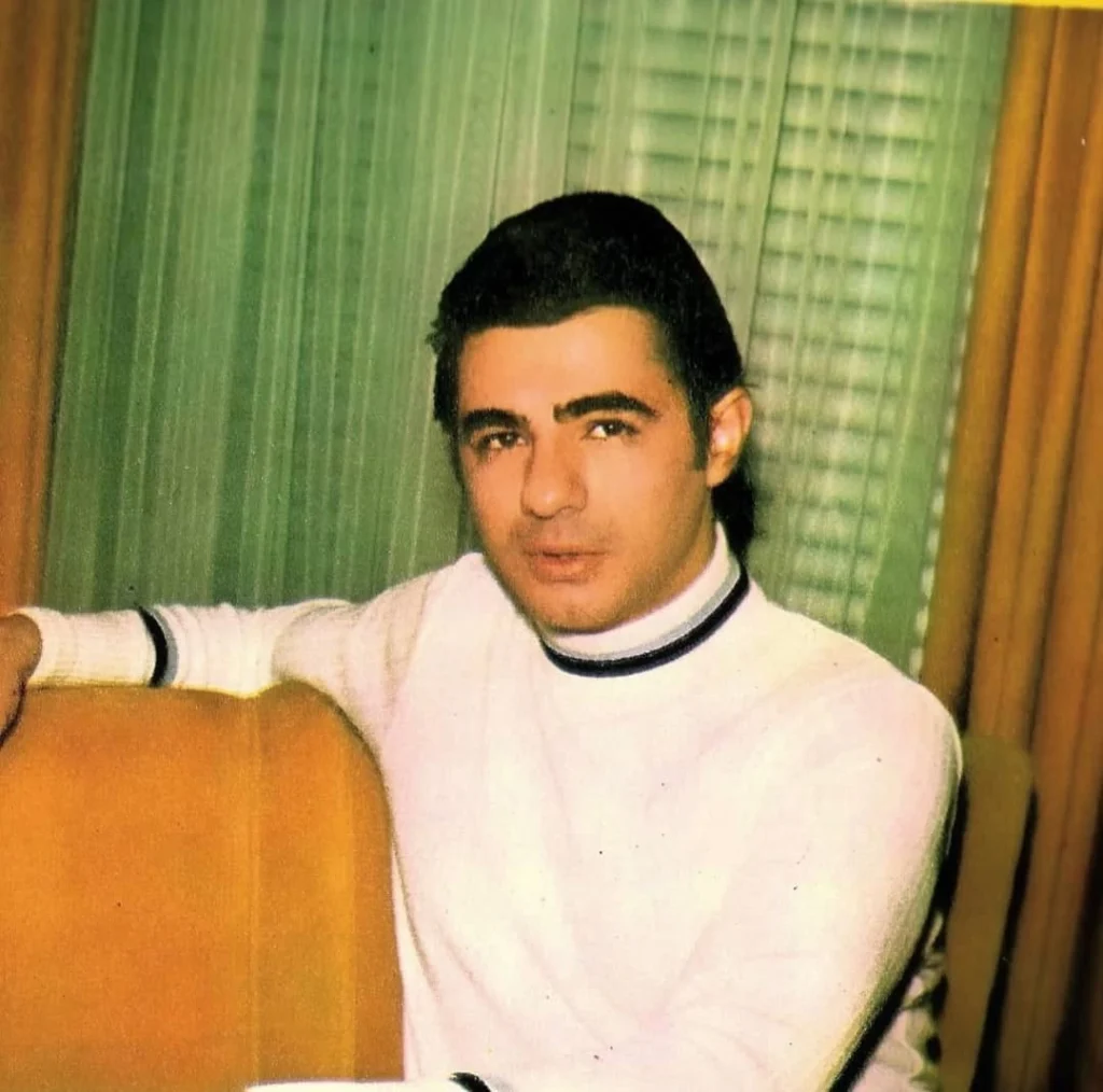 عارف خواننده