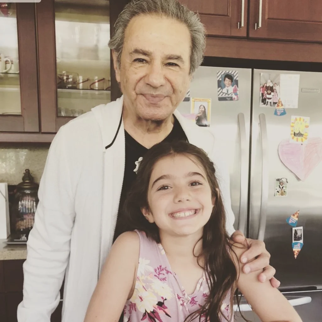 عارف و نوه اش