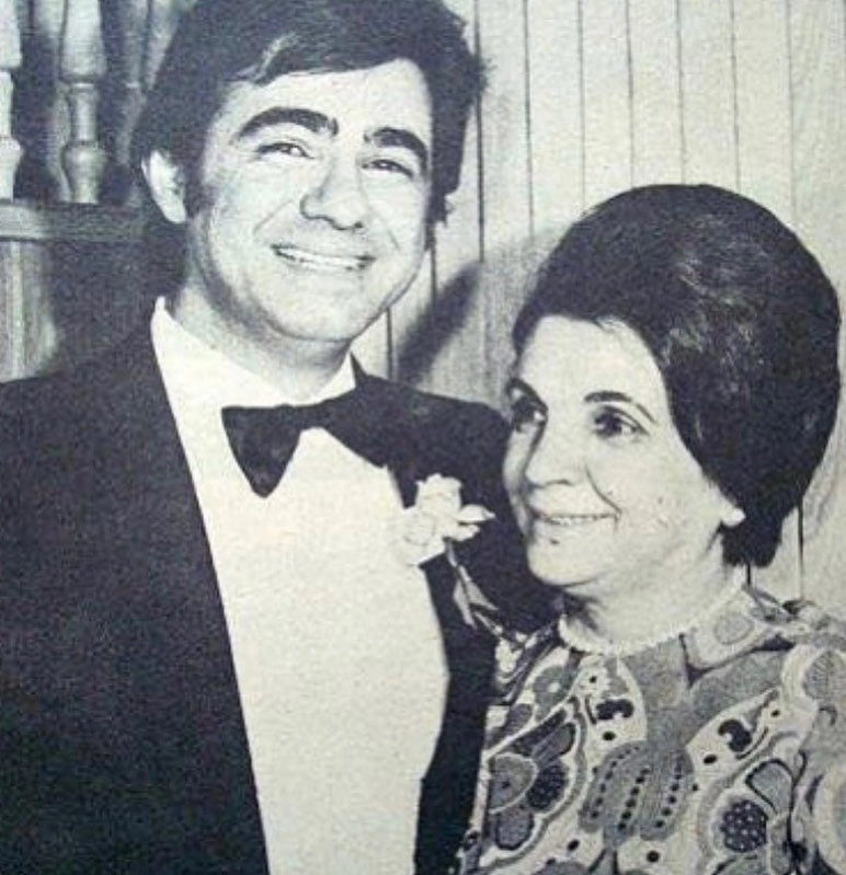 عارف و مادرش