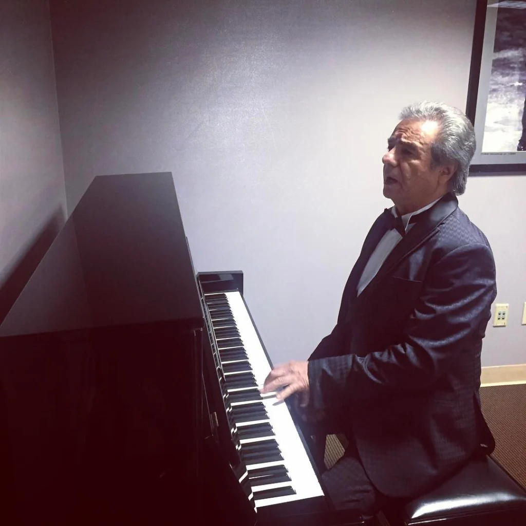 عارف خواننده