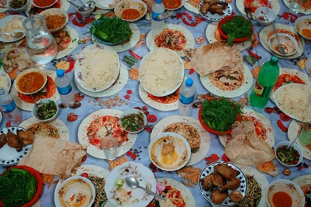 توصیههای تغذیهای یک متخصص برای زائران کربلا؛ غذاهای عراقی با مزاج ما سازگار نیست!