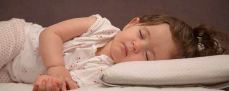 نگهداری کودک در منزل با پرستار آموزش‌دیده