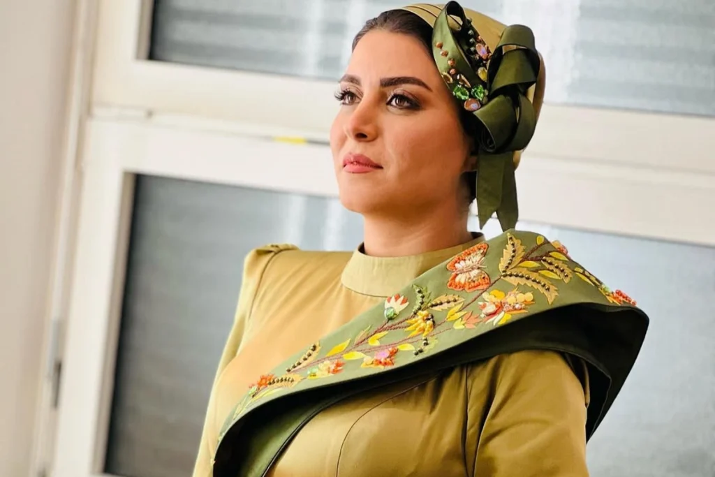 بیوگرافی مهدیه محمدخانی؛ از شروع خوانندگی و حواشی تا مهاجرت