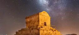 حذف نام آرامگاه کوروش از تابلوی ورودی پاسارگاد؛ موجی از انتقاد در فضای مجازی