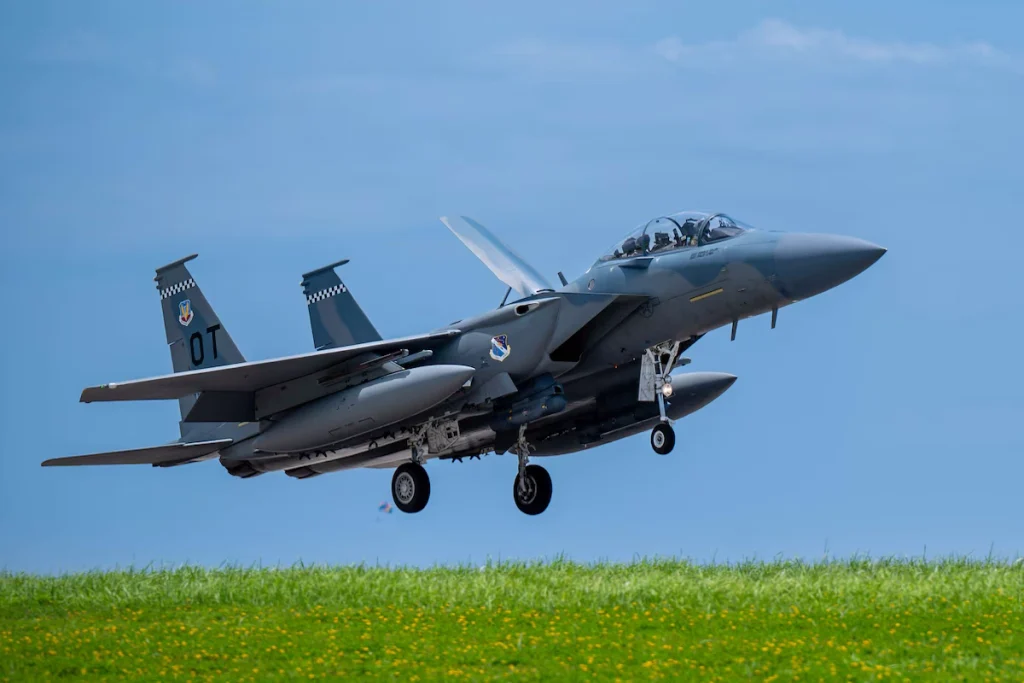 جنگنده F-15 Eagle ساخت آمریکا