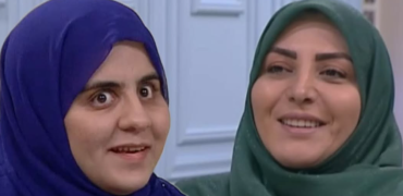 گفتگوی المیرا شریفی‌مقدم با غزل بهرامی؛ دختر نابینای اهل پاوه که رتبه ۱۲ کنکور شد + ویدیو