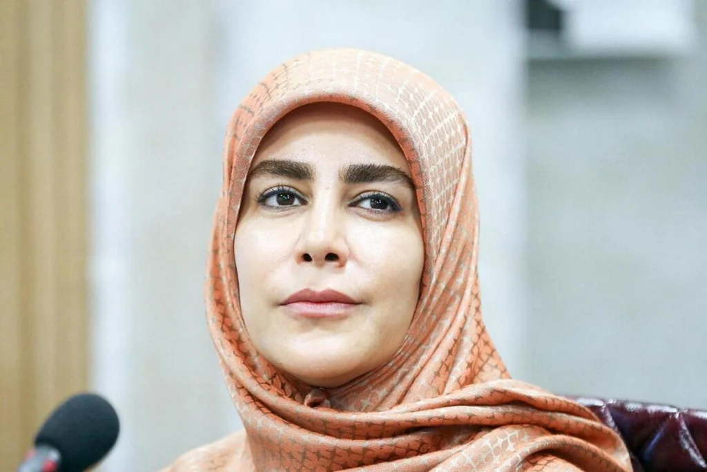 برکناری نادره رضایی؛ از فیش حقوقی ۹۷ میلیونی تا واکنش به لغو کنسرت همایون شجریان