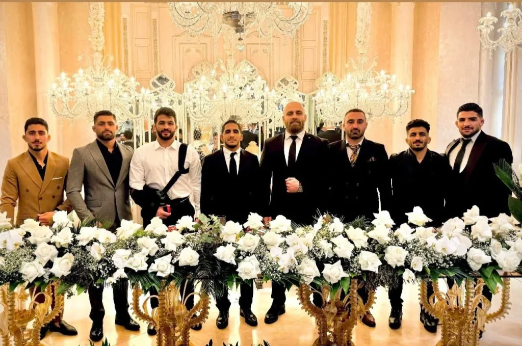 کشتی گیران در مراسم عروسی  رحمان عموزاد