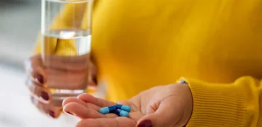 چطور بدون دارو سوزش معده را درمان کنیم؟ عوارض جدی قرص‌های ریفلاکس اسیدی