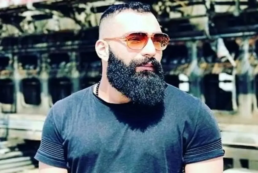 ظاهر متفاوت حمید صفت در سریال «بامداد خمار» مخاطبان را غافلگیر کرد + ویدیو