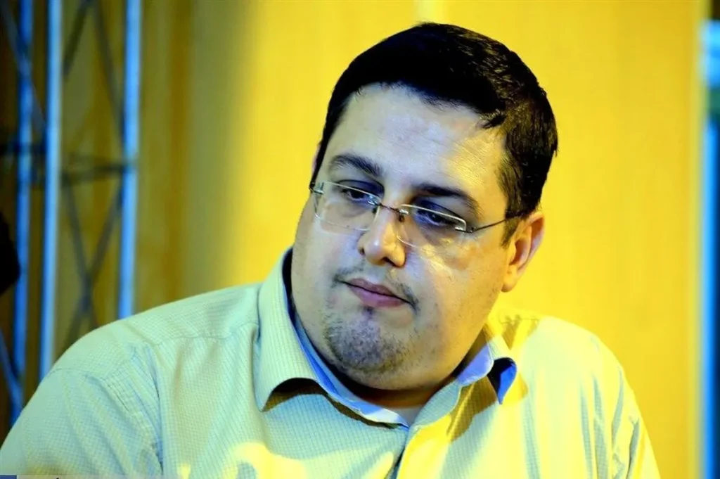 مدافع قانون حجاب: «هر روز شلوارشان را در شبکه خانگی میکشند پایین» + ویدیو