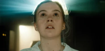 ۱۰ فیلم ترسناک کوتاه یوتیوبی برای یک ترس سریع؛ از Light’s Out تا Portrait of God