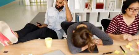 چالش نسل زد در محل کار؛ چرا مدیران از آن‌ها ناراضی‌اند؟