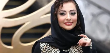 نفیسه روشن در برنامه رک؛ از جدایی والدین تا ماجرای طلاق خود از همسر خلبانش + ویدیو