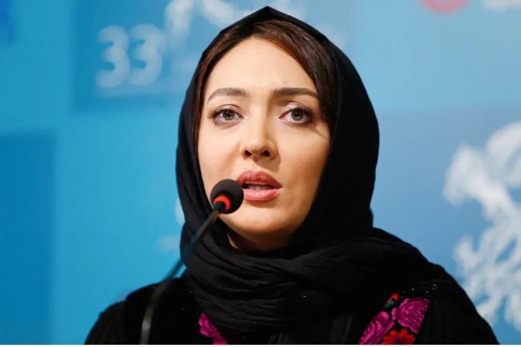 کشف حجاب نیکی کریمی در لندن و شایعات در مورد مهاجرت او